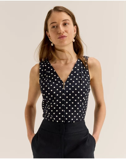 Review - Tia Spot Top