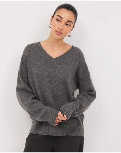 Calli - Alexis V-Neck Knit Jumper