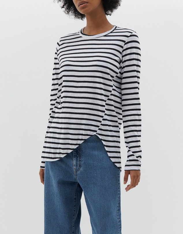 Bassike - stripe scoop hem long sleeve t.shirt
