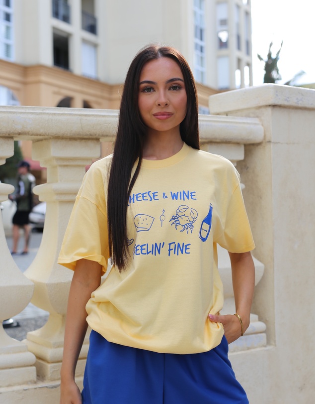 Vacancy Co - Feelin' Fine Tee
