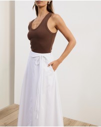 Atmos&Here - Tova Belt Detail Maxi Skirt