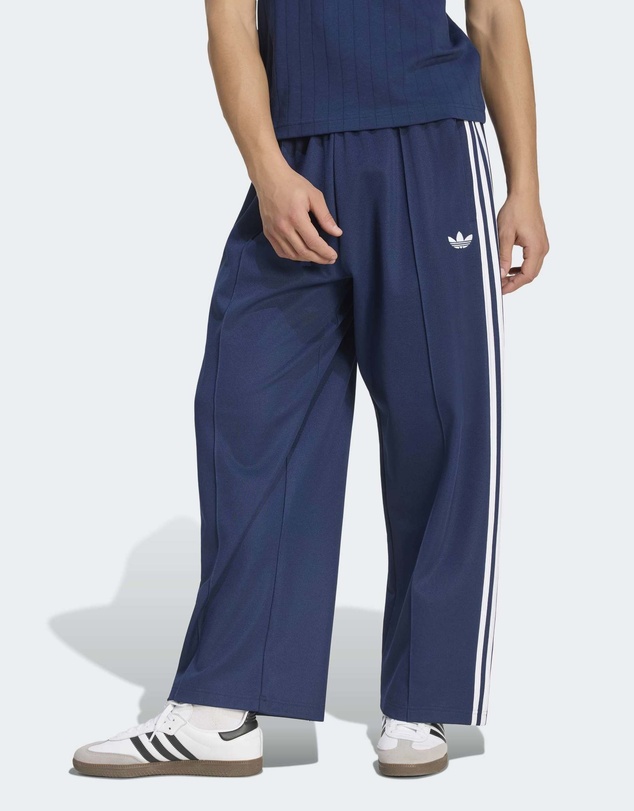 adidas Originals - OVERSIZED TRACK PANTS Mens