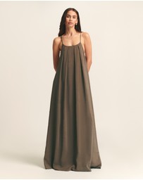 ST MRLO - Avalon Midi Dress