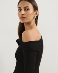 Atmos&Here - Alora Long Sleeve Knit Top With Twist Detail