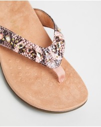 Vionic - Lucia Toe Post Sandal - Camelia Snake