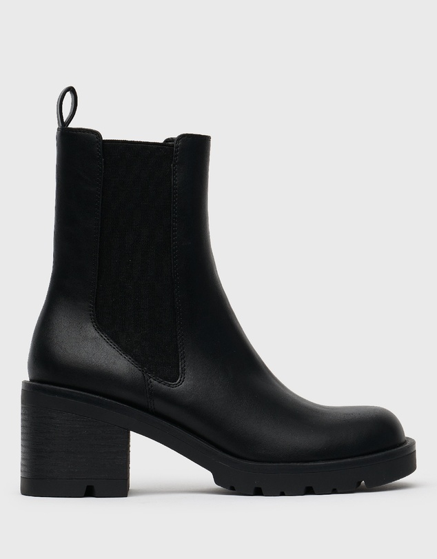 Betts - Saint Platform Chelsea Boots
