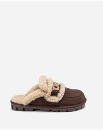 Ozwear Connection Uggs - Ugg Violet Shearling Slipper (Elastic Logo) (Detachable Feature)