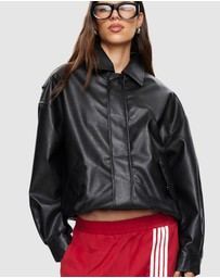 Lioness - Kenny Bomber