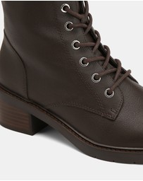 Wittner - Benny Pebble Leather Ankle Boots