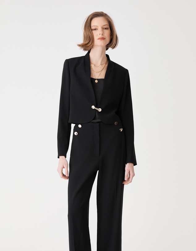 Forcast - Veronica Crop Crepe Jacket