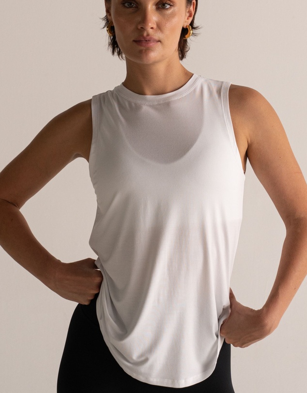 HyperLuxe The Label - Tank Top
