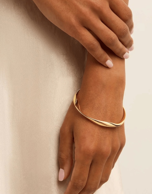 Najo - Large Garden of Eden Yellow Gold Bangle