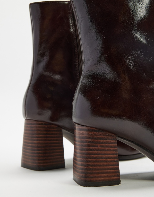 AERE - Stella Block Heel Leather Boots