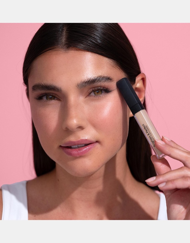 MCoBeauty - Brighten & Perfect Cream Concealer - Light 3 (Beige)