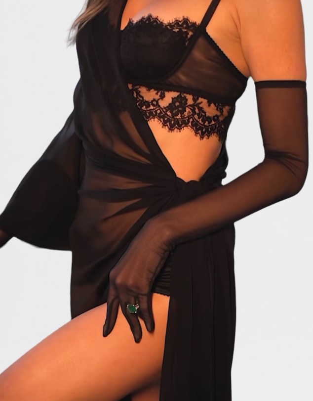 High Heel Jungle - The Lily Long Mesh Glove