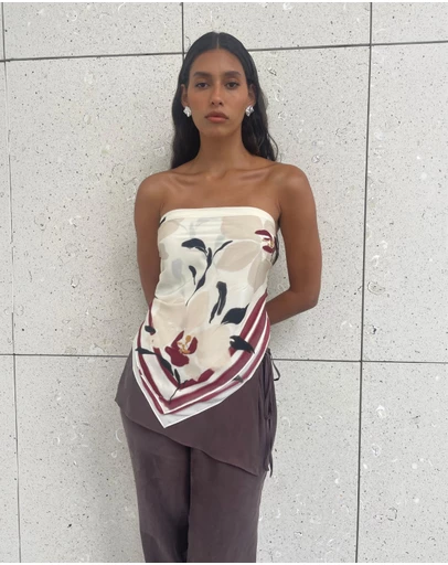 Minima Esenciales - Isla Print Scarf Top