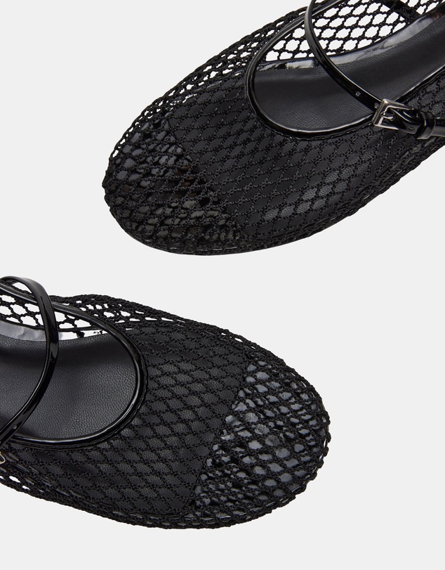 Steve Madden - Mags Black Flats