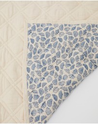 Phile - Quilted Blanket