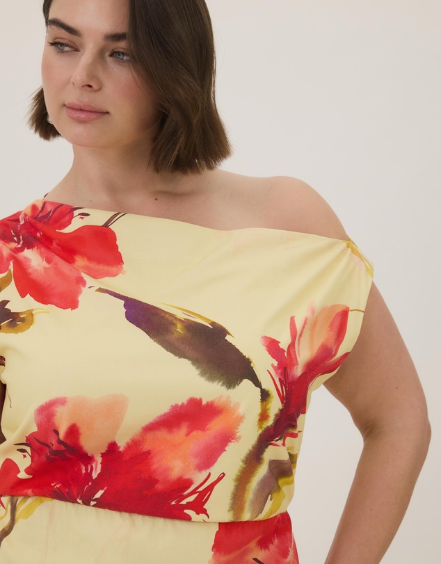 Atmos&Here Curvy - Sofia Linen Blend Maxi Dress In Hibiscus Haze Print
