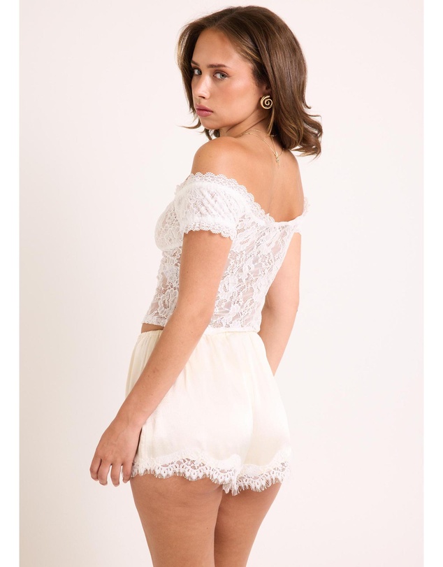 Alice In The Eve - Elsie Lace Off Shoulder Top
