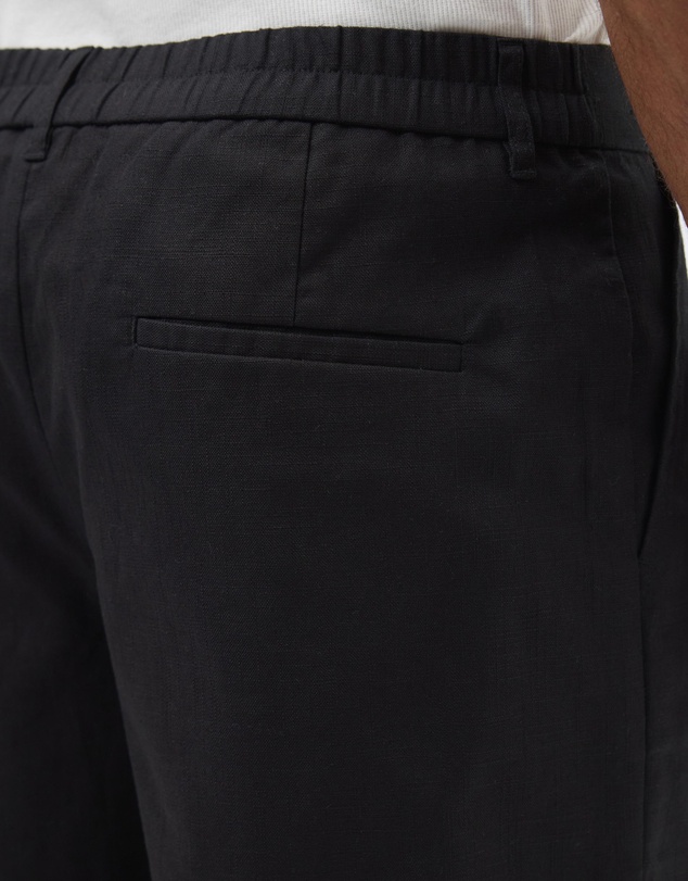 AERE - Leon Pleated Linen Blend Shorts