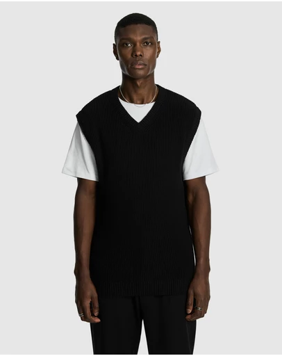yd. - Arlo Knitted Crew Vest