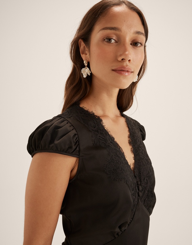 Review - Kayla Dress