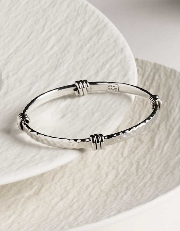 Najo - Silver Amarres Bangle (64mm)