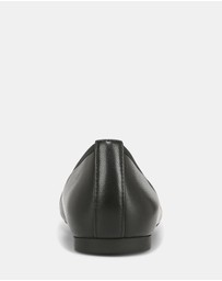 Vionic - Delanie Flat - Black