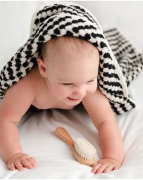 Miss April - Pompom Hooded Baby Towel