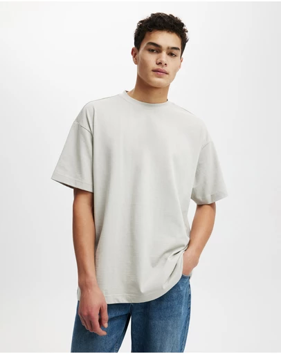 Cotton On - Box Fit T-Shirt