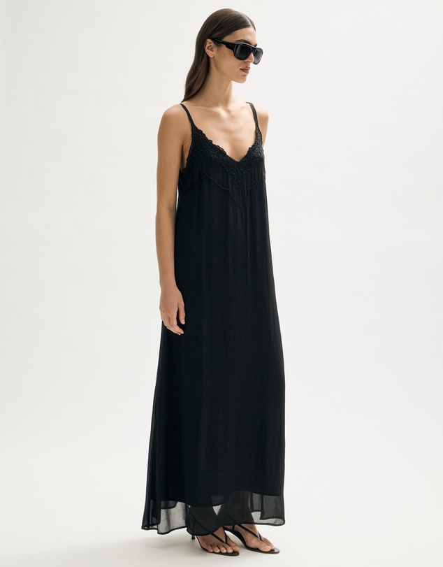 Minima Esenciales - Embroidered Beaded Maxi Dress