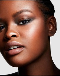 MAC - Extra Dimension Skinfinish