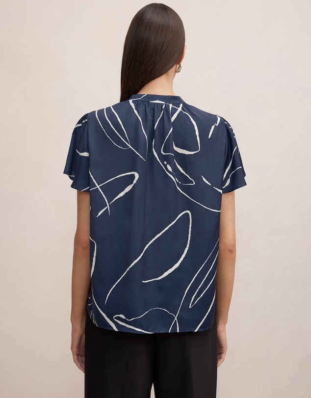 Forever New - Brodie Flutter Sleeves Blouse