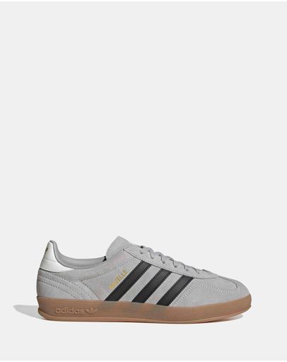 Grey Two, Core Black & GUM4