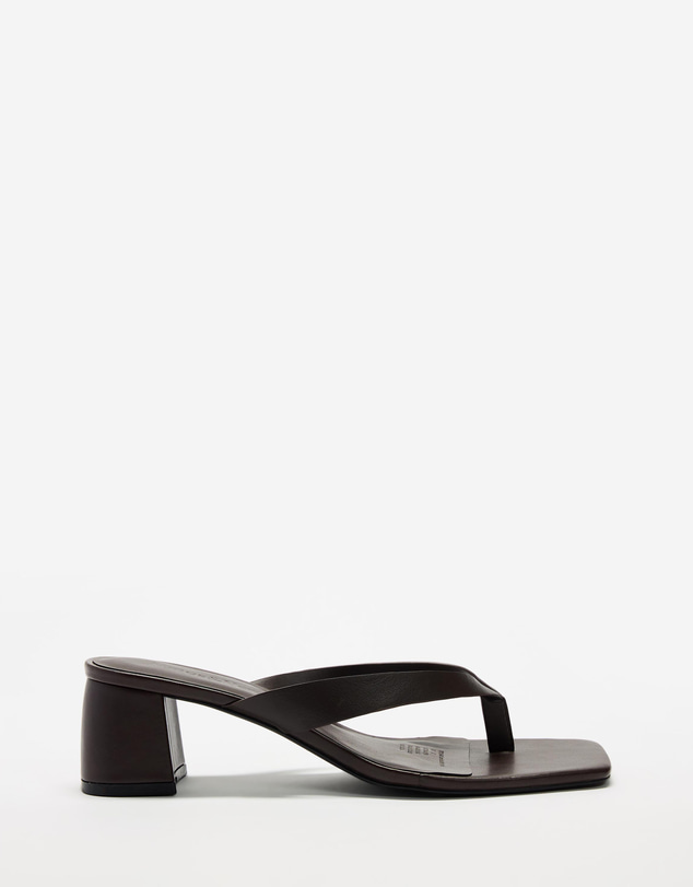 Atmos&Here - Gemma Block Leather Thong Heels