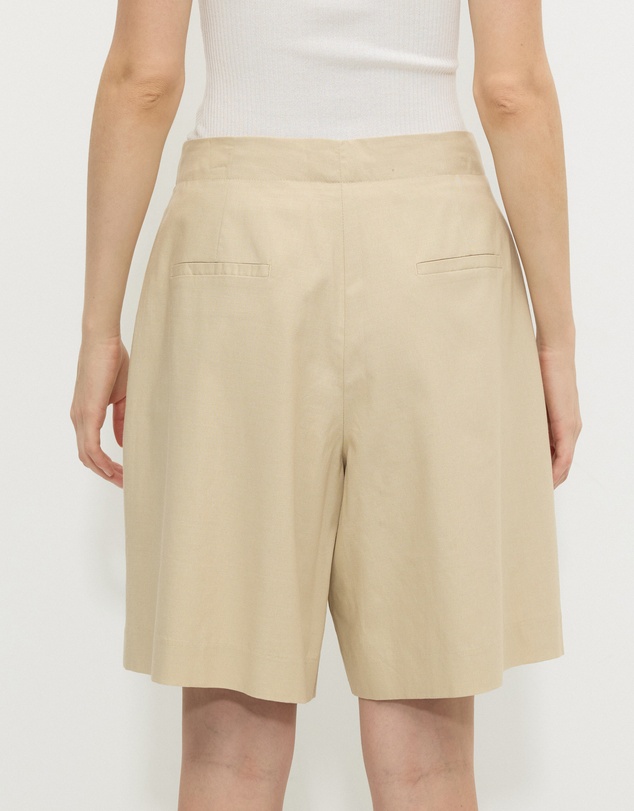 Calli - Harp Tuck Front Shorts