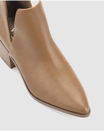 Verali - Fierce Cut Out Ankle Boots