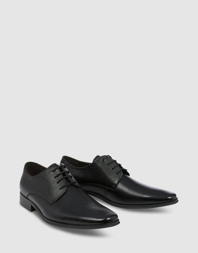 yd. - Richie Textured Shoe