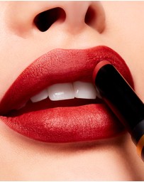 MAC - Powder Kiss Velvet Blur Slim Stick