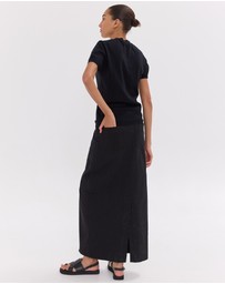 Cloth & Co. - The Long Element Skirt | Black
