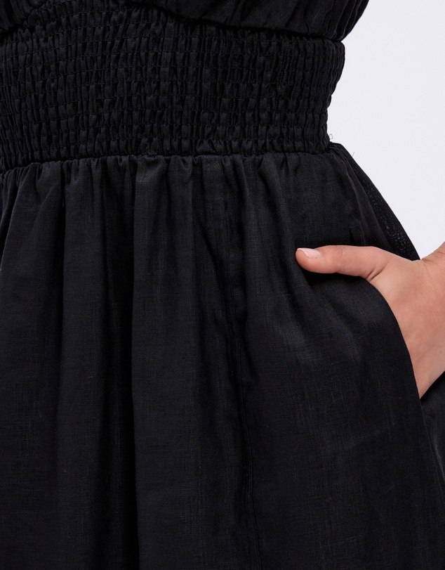 Minima Esenciales - Paloma Shirred Linen Midi Dress