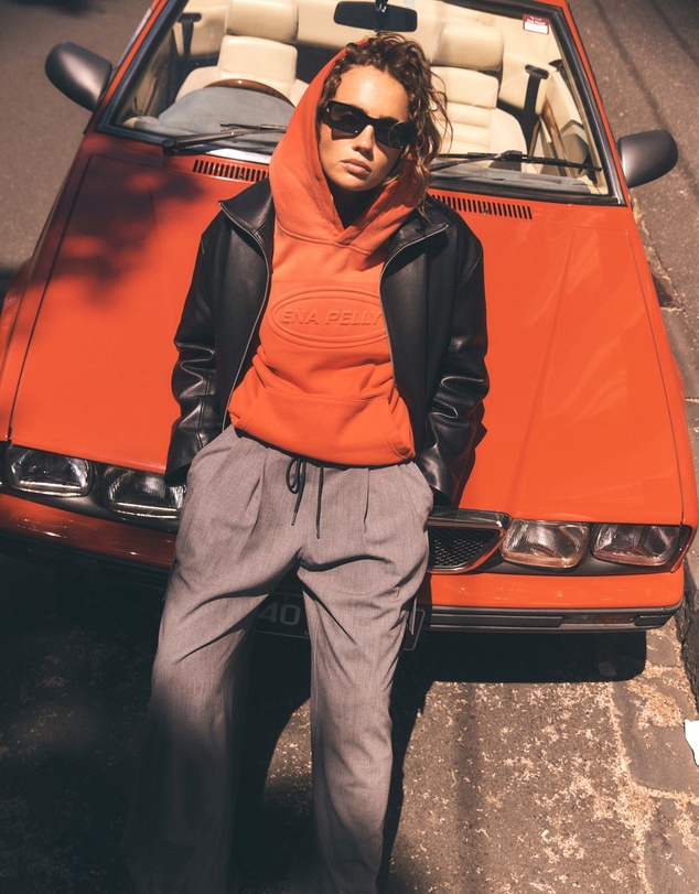 ENA PELLY - Washed Debossed Hoodie