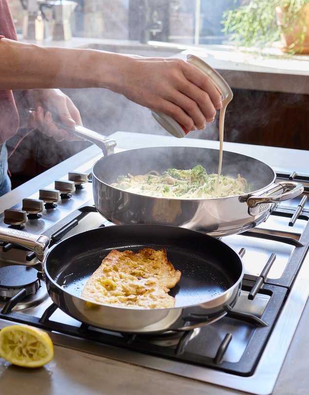 Joseph Joseph - Space Steel Non-stick Stainless-steel Frying Pan with Folding Handle - 28cm