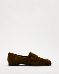 AERE - Classic Suede Loafers