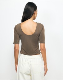AERE - Kora Scoop Back Top