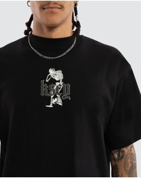 Kiss Chacey - Intertwined Street Tee