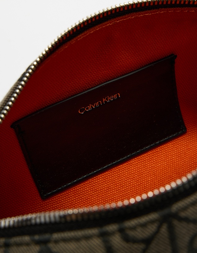 Calvin Klein - Emblem Aop Jacquard Conv Bag