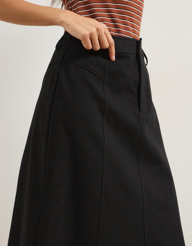 Atmos&Here - Lia A-Line Midi Skirt In Chambray