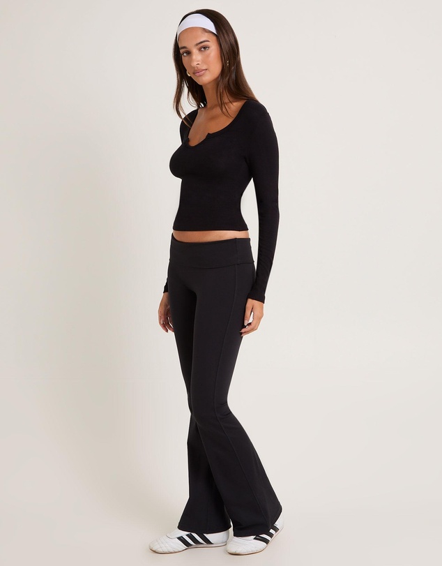 General Pants Co. Basics - Slinky Scoop Neck Long Sleeve